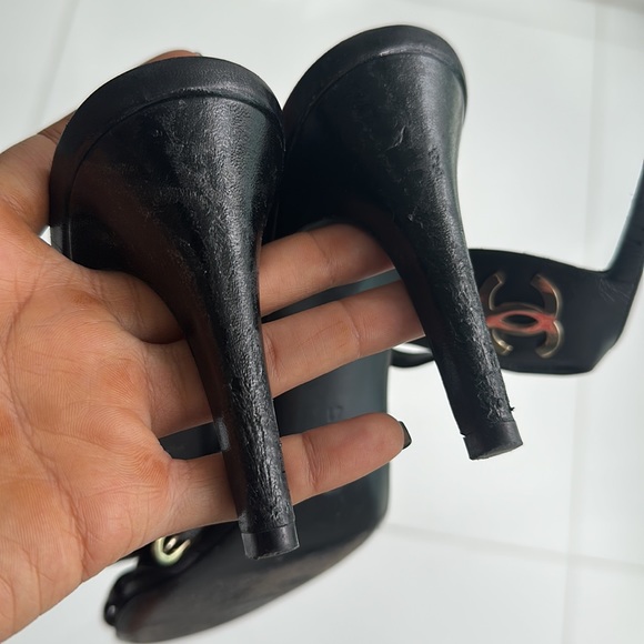 Authentic CHANEL heels - Picture 5 of 5